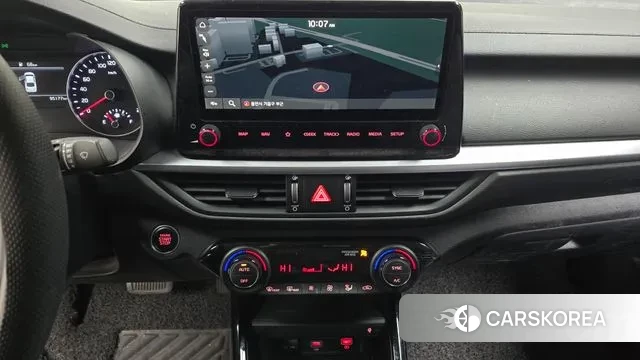 Kia The New K3 2nd generation 2021 Белый из Кореи, фото 5