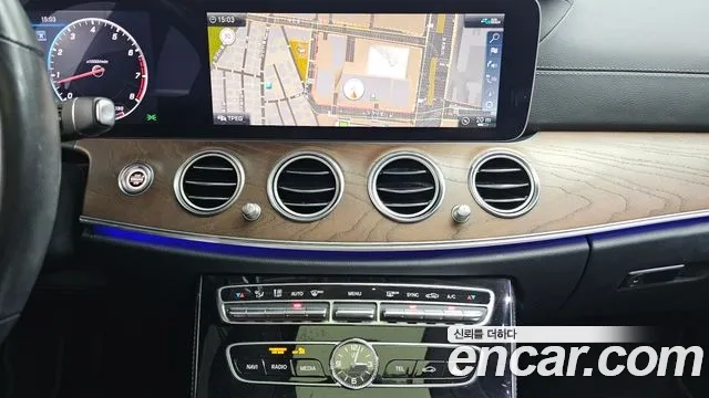 Mercedes-Benz E-Class W213 2020 Белый из Кореи, фото 5