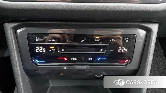 Volkswagen Tiguan Allspace 2024 Белый из Кореи, фото 5