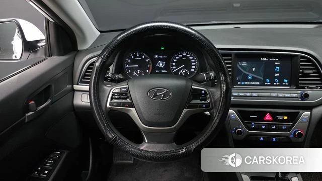 Hyundai Avante AD 2018 Белый из Кореи, фото 5