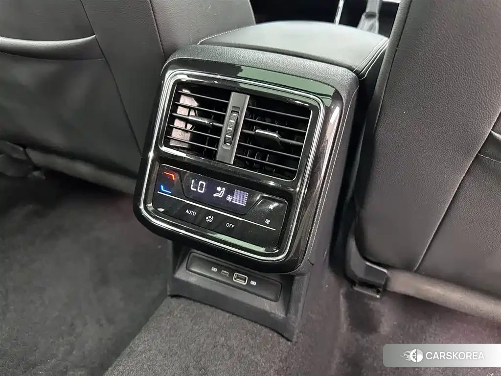Volkswagen Passat 2023 Черный из Китая, фото 5
