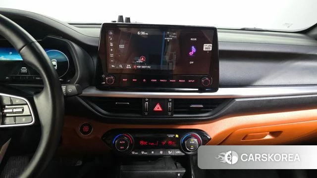 Kia The New K3 2nd generation 2021 Белый из Кореи, фото 5