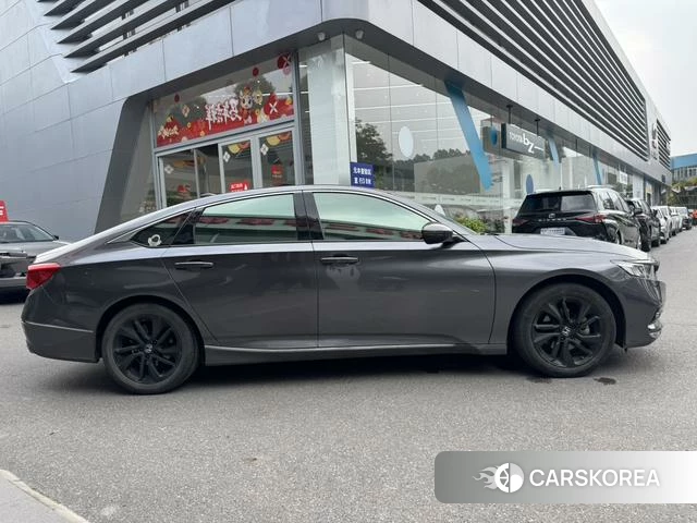 Honda Accord 2021 Серебристо-серый из Китая, фото 5