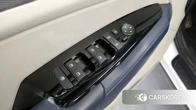 Kia Sportage 5th Generation 2023 Белый из Кореи, фото 5