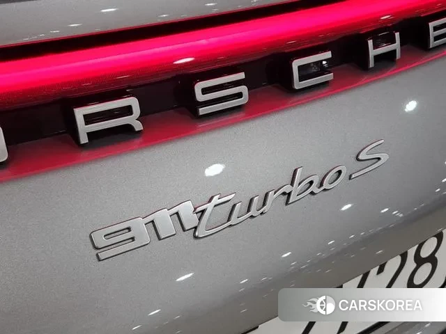 Porsche 911(992) id 2884903 из Кореи 5