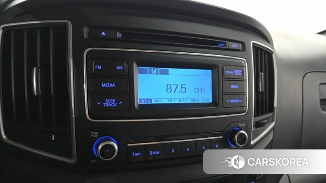 Hyundai The New Grand Starex 2018 Желтый из Кореи, фото 5