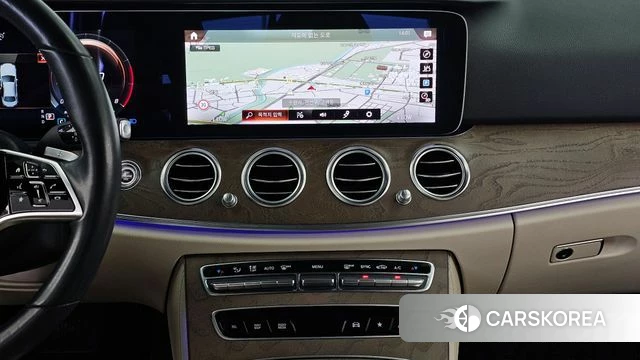 Mercedes-Benz E-Class W213 2022 Черный из Кореи, фото 5