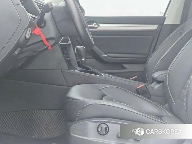 Volkswagen Lingdu 2022 Белый из Китая, фото 5