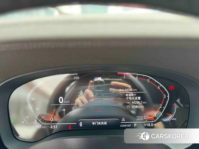 BMW 5 series 2023 Черный из Китая, фото 5