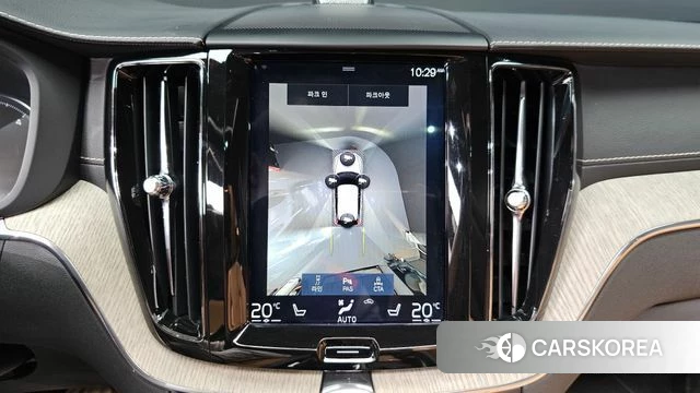 Volvo XC60 second Generation 2018 Белый из Кореи, фото 5