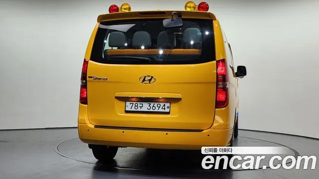 Hyundai The New Grand Starex 2019 Желтый из Кореи, фото 5