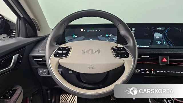 Kia EV6 2023 Белый из Кореи, фото 5