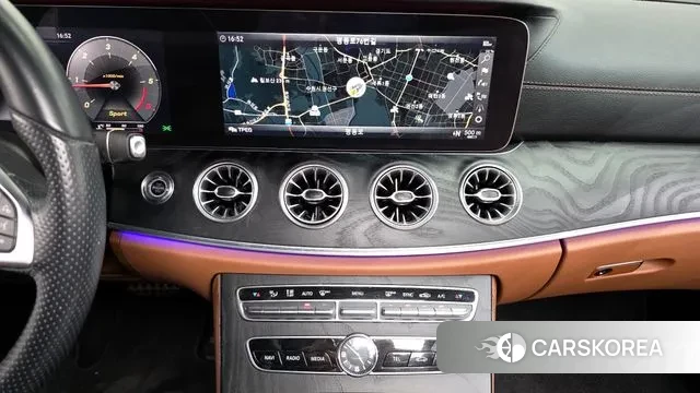 Mercedes-Benz E-Class W213 2018 Белый из Кореи, фото 5