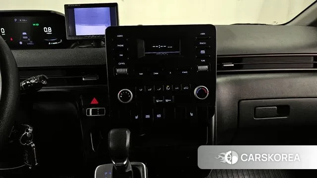 Hyundai Staria 2023 Белый из Кореи, фото 5