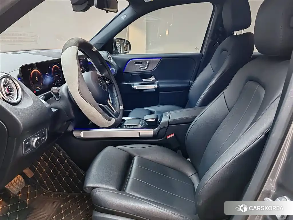Mercedes-Benz EQB 2023 Silver/gray из Китая, фото 5