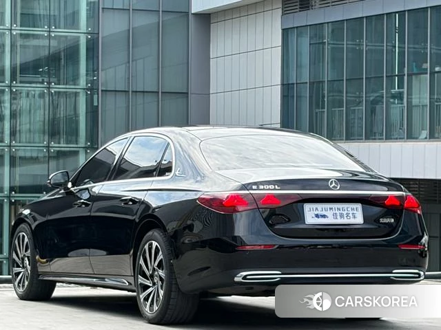 Mercedes-Benz E-class 2025 Черный из Китая, фото 5