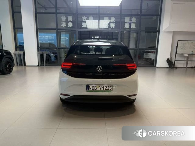 Volkswagen ID.3 2024 Белый из Китая, фото 5