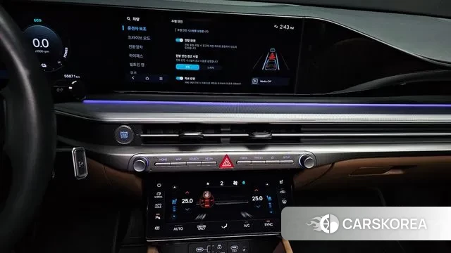 Hyundai Grandeur Hybrid (GN7) 2023 Светло-серебряный цвет из Кореи, фото 5