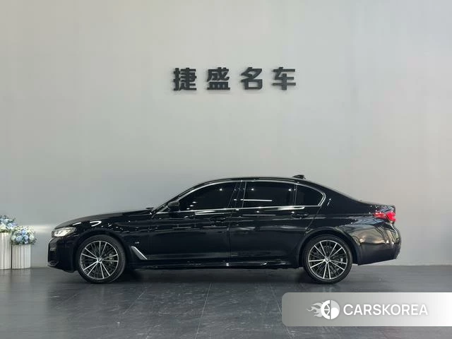 BMW 5 series 2021 Черный из Китая, фото 5