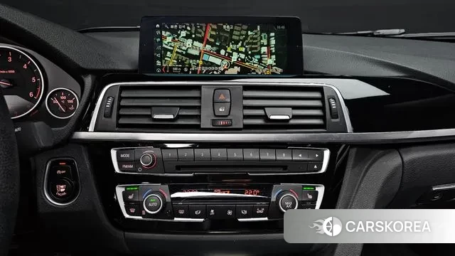 BMW 3 Series (F30) 2018 Белый из Кореи, фото 5