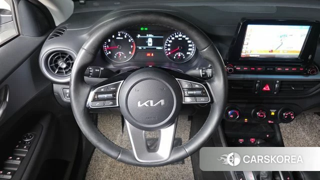 Kia The New K3 2nd generation 2022 Белый из Кореи, фото 5