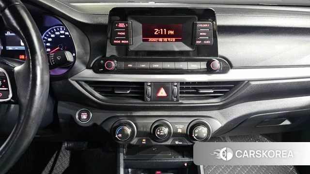 Kia The New K3 2nd generation 2021 Белый из Кореи, фото 5