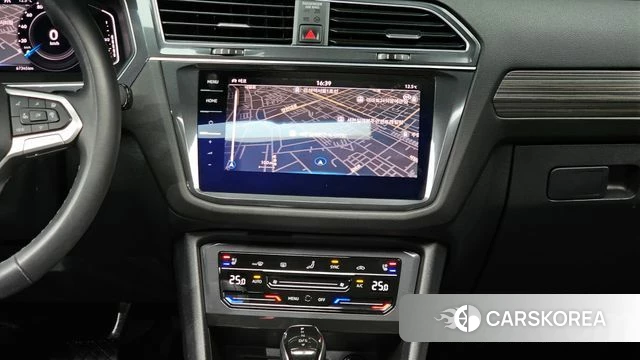 Volkswagen Tiguan Allspace 2022 Синий из Кореи, фото 5