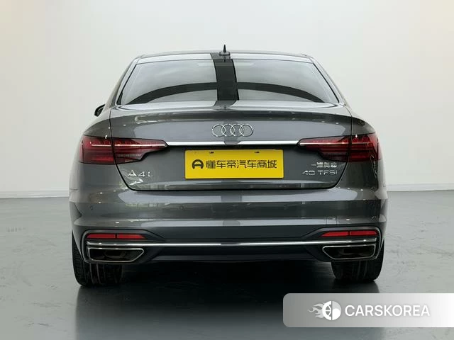 Audi A4L 2022 Темно-серый из Китая, фото 5