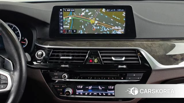 BMW 5 Series (G30) 2018 Серый из Кореи, фото 5