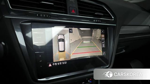 Volkswagen Tiguan Allspace 2023 Черный из Кореи, фото 5