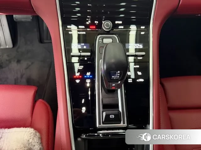 Porsche Panamera (971) 2022 Серебристо-серый из Кореи, фото 5