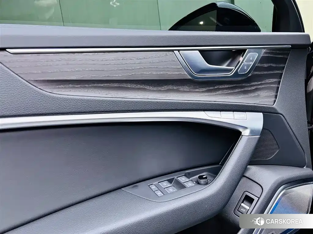 Audi A6L 2025 Черный из Китая, фото 5