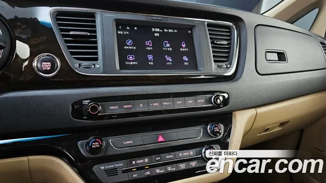 Kia The New Carnival 2019 Белый из Кореи, фото 5