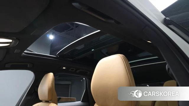 Volvo XC60 second Generation 2025 Белый из Кореи, фото 5