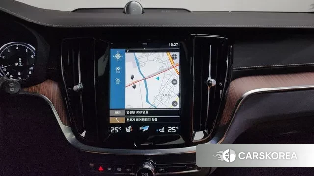 Volvo V60 Cross-Country 2nd Generation 2021 Жемчужный цвет из Кореи, фото 5