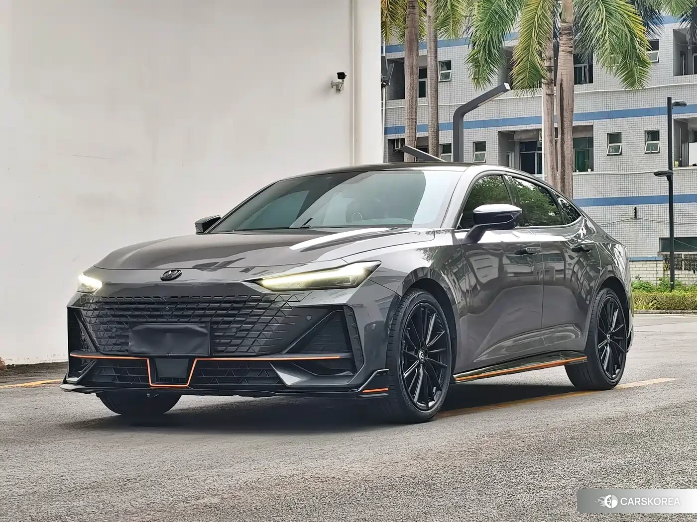 Chang'an UNI-V 2022 Silver/gray из Китая, фото 5