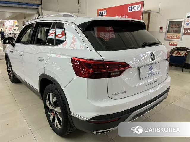 Volkswagen Tanyue 2022 Белый из Китая, фото 5