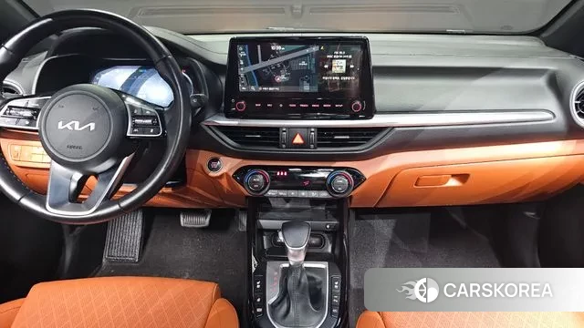 Kia The New K3 2nd generation 2022 Белый из Кореи, фото 5