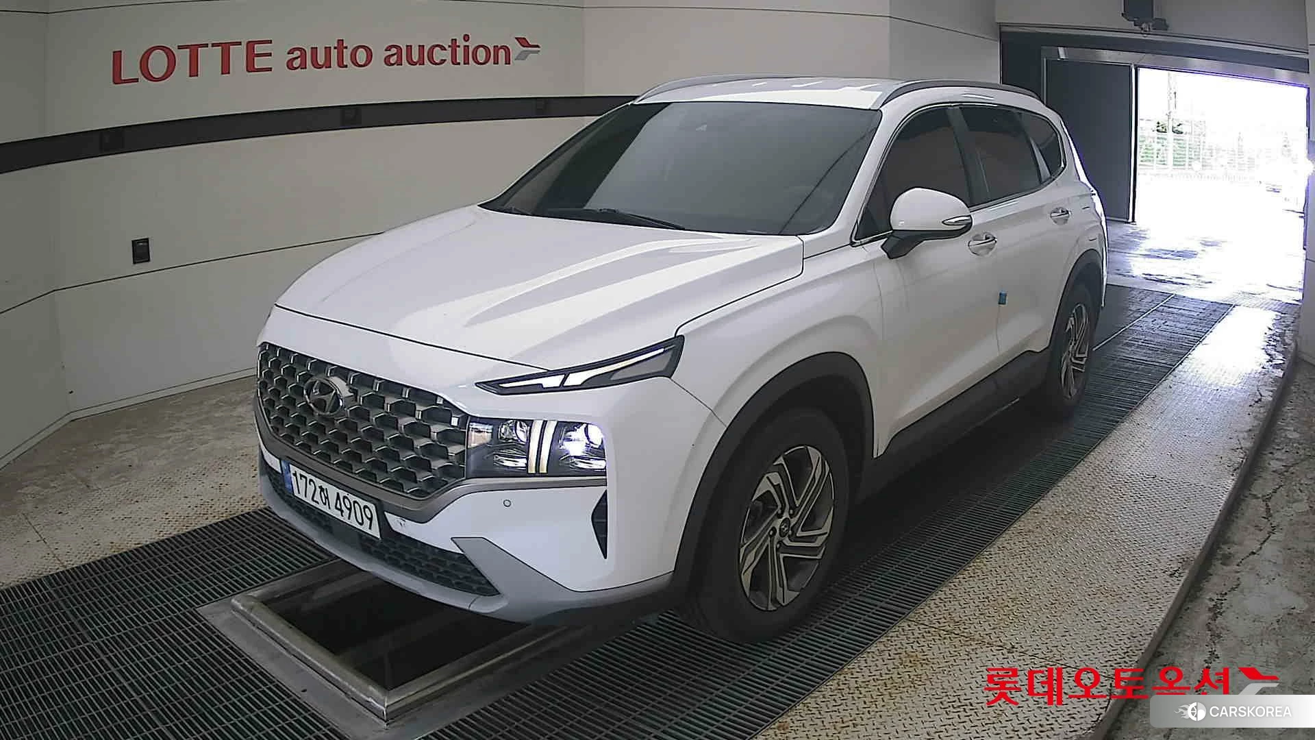 Hyundai Santa Fe 2023 Creamy White Pearl (optional) из Кореи, фото 5