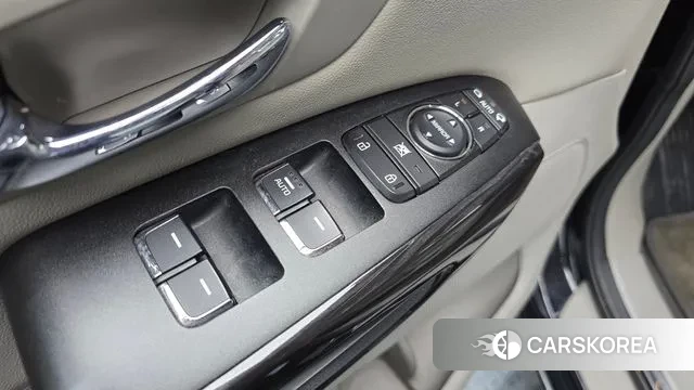 Kia The New Carnival 2019 Черный из Кореи, фото 5