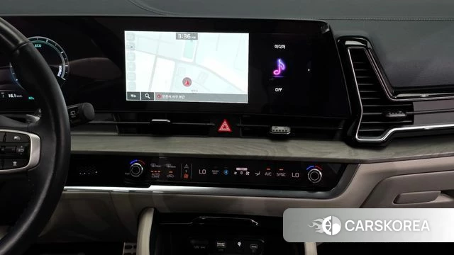 Kia Sportage 5th Generation Hybrid 2023 Черный из Кореи, фото 5