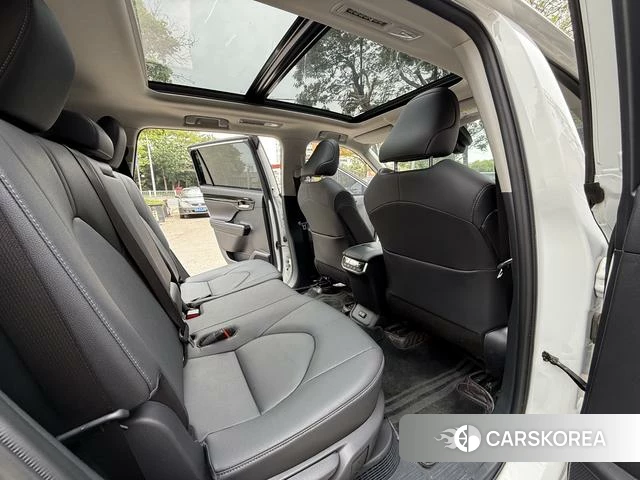 Toyota Highlander 2024 Белый из Китая, фото 5