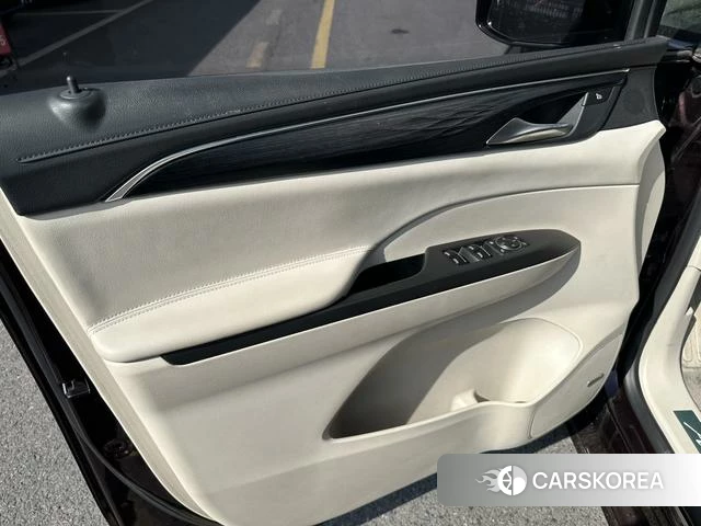 Buick GL8 2022 Фиолетовый из Китая, фото 5