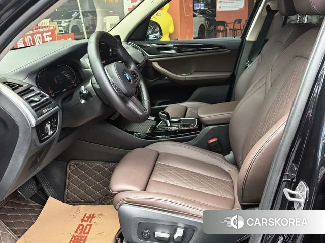 BMW X3 2021 Черный из Китая, фото 5