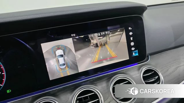 Mercedes-Benz E-Class W213 2023 Белый из Кореи, фото 5