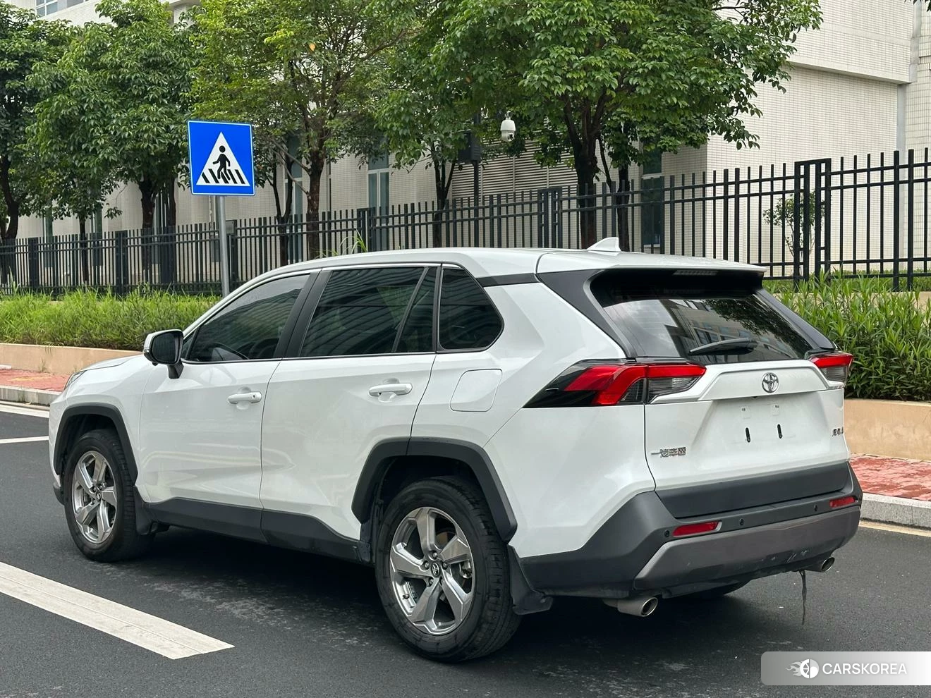 Toyota RAV4 Rongfang 2019 Белый из Китая, фото 5