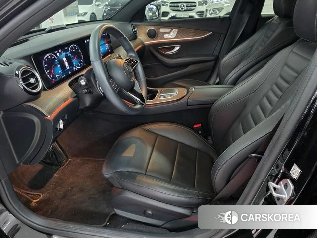 Mercedes-Benz E-Class W213 2023 Черный из Кореи, фото 5