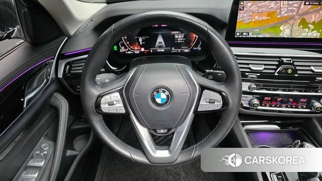BMW 5 Series (G30) 2021 Черный из Кореи, фото 5