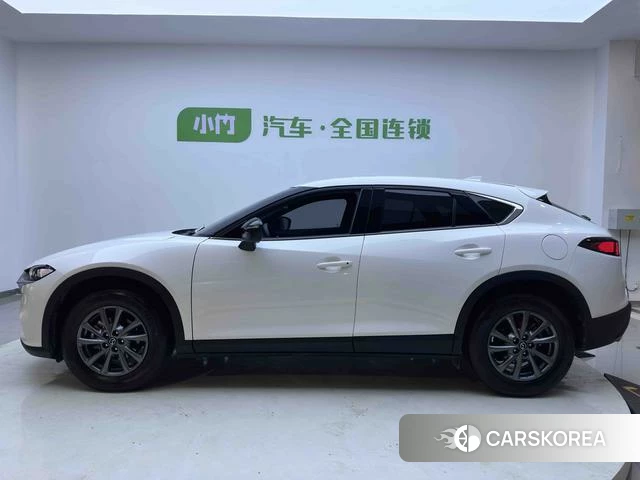 Mazda CX-4 2023 Белый из Китая, фото 5