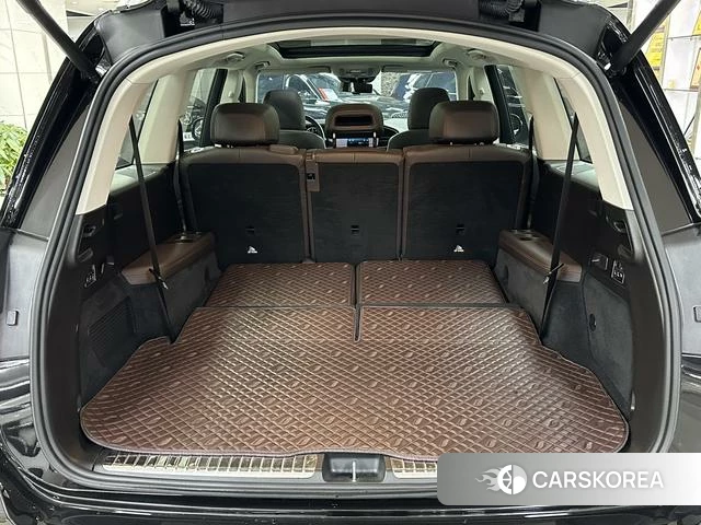 Mercedes-Benz GLS 2023 Черный из Китая, фото 5